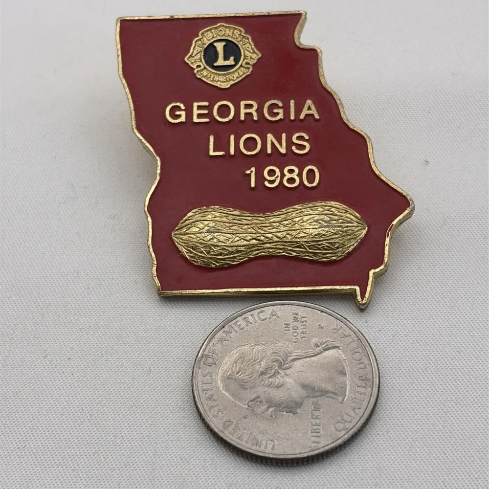 1980 Lions International Georgia Club State Outline Peanut Lapel Hat Pin